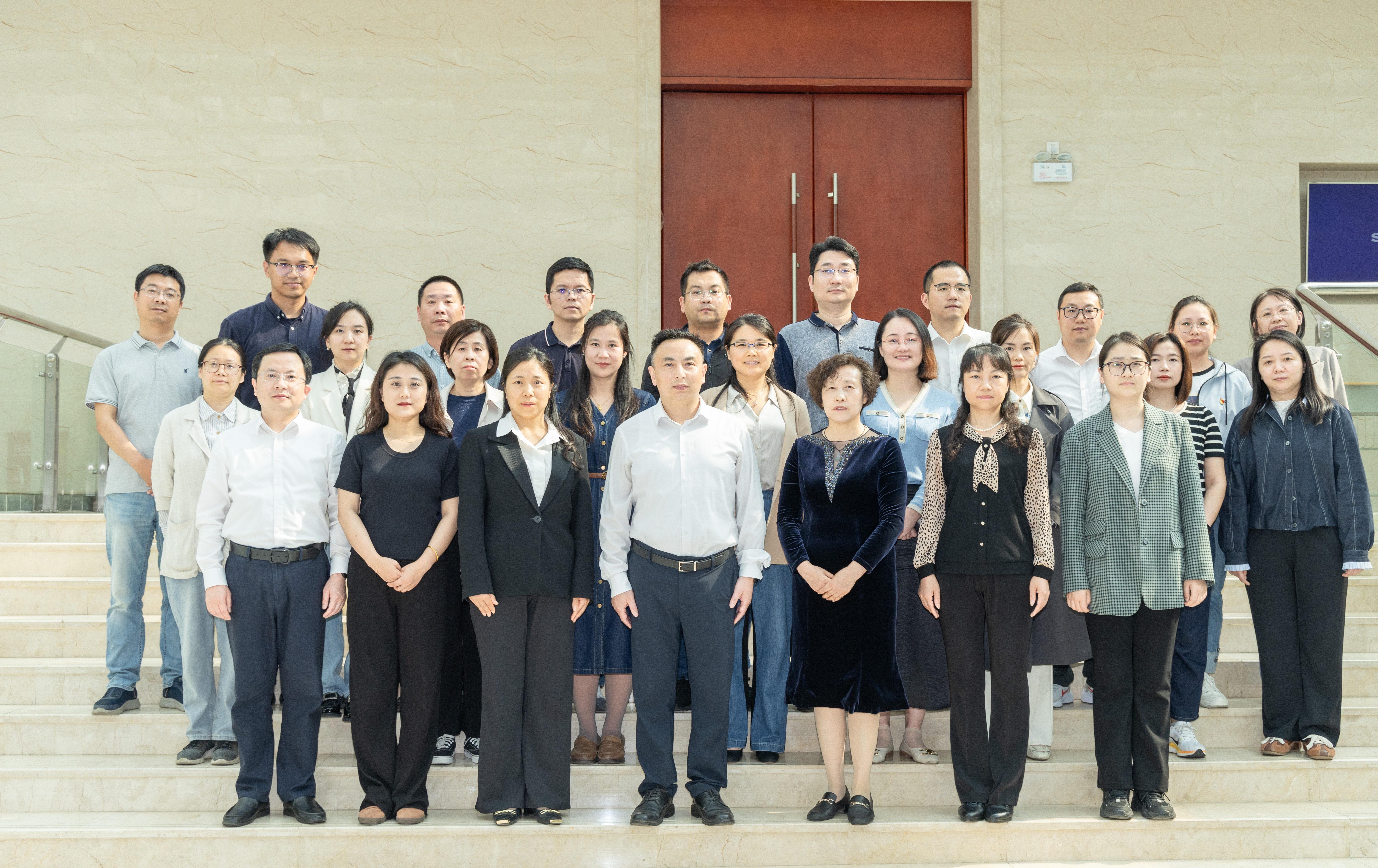 学校举办“好家风 好人生”廉洁课堂